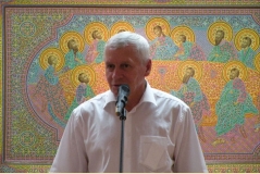 Глава города Владимира А.П.Рыбаков открывает выставку «Лик Руси святой»